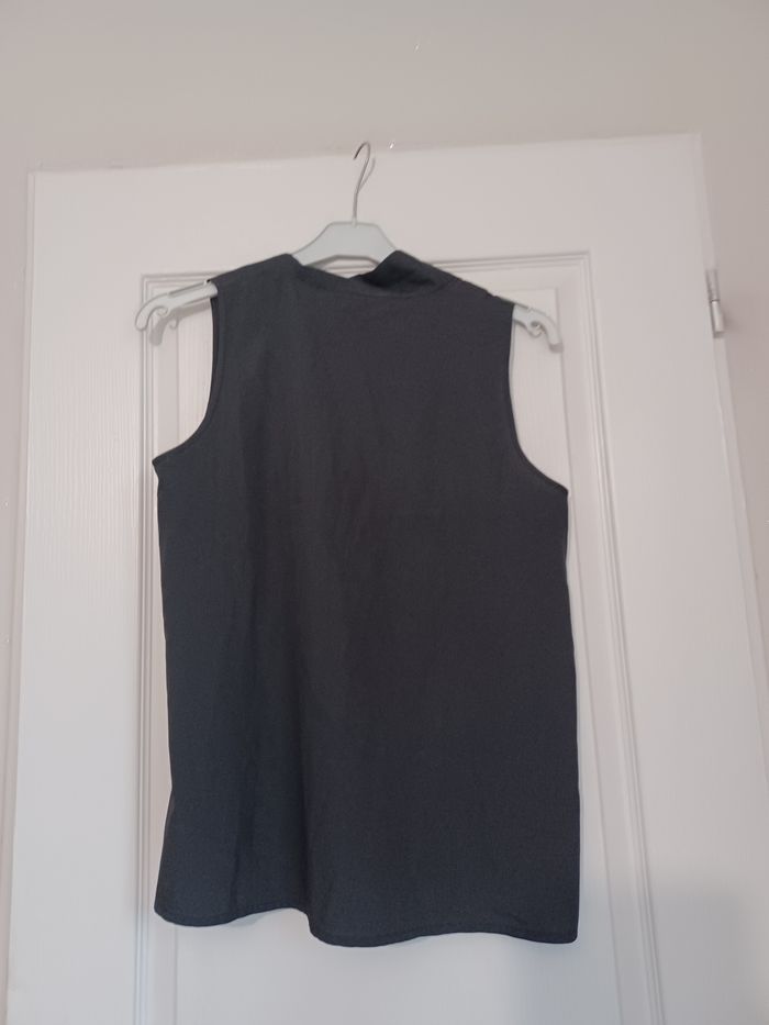 Haut habillé, blouse - photo numéro 2