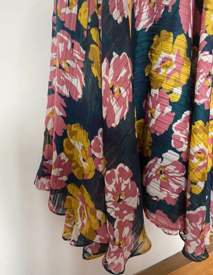 Superbe robe De marque Un jour Ailleurs taille 36 Neuve prix 229 - photo numéro 3