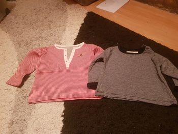 2 tee-shirts 12 mois