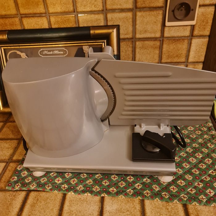 Trancheuse électrique, Severin en très bon état. - photo numéro 6