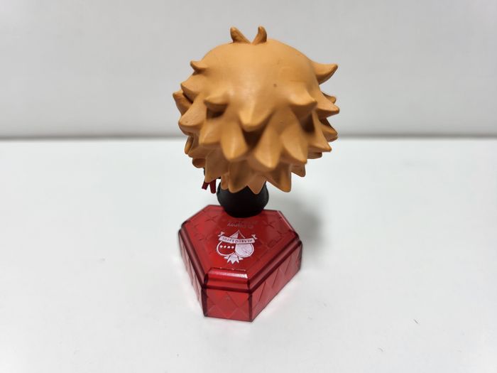 Cater Diamond - Suwarasetai - Twisted Wonderland Figurine - photo numéro 3