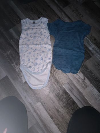2 bodys 36 mois