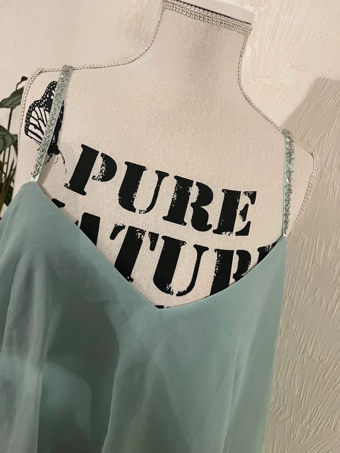 Magnifique robe neuve un jour ailleurs taille 42 - photo numéro 2