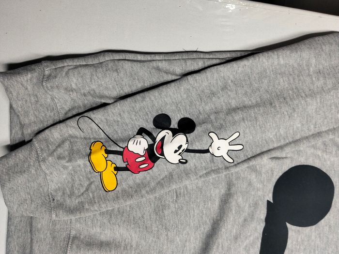 Pull Disney Mickey - photo numéro 2