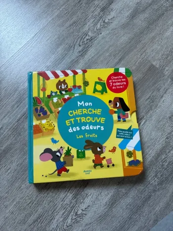 Livre mon cherche et trouve des odeurs les fruits