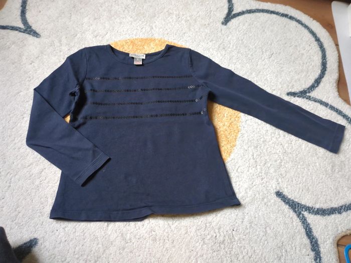 T-shirt manches longues bleu marine et noir sequins Cyrillus 6 ans