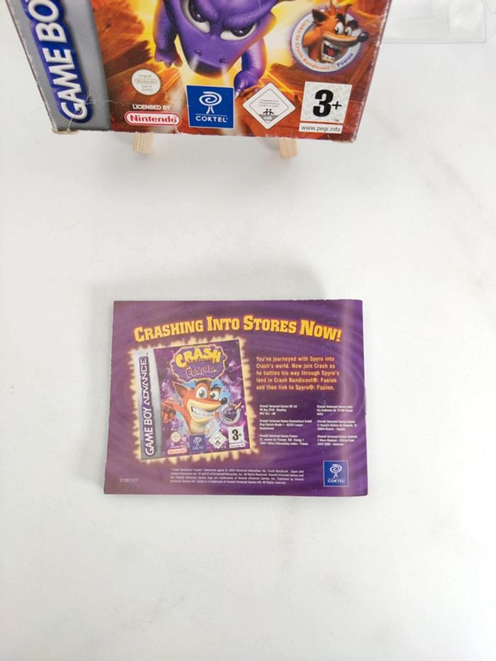 Jeu Game Boy Advance Spyro Fusion sans jeu - photo numéro 3