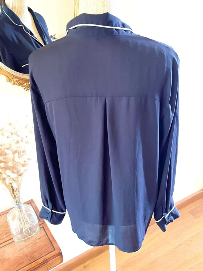 Sublime blouse chemise à boutonnage et col manche longue noir à liseré blanc fluide Zara taille L - photo numéro 13
