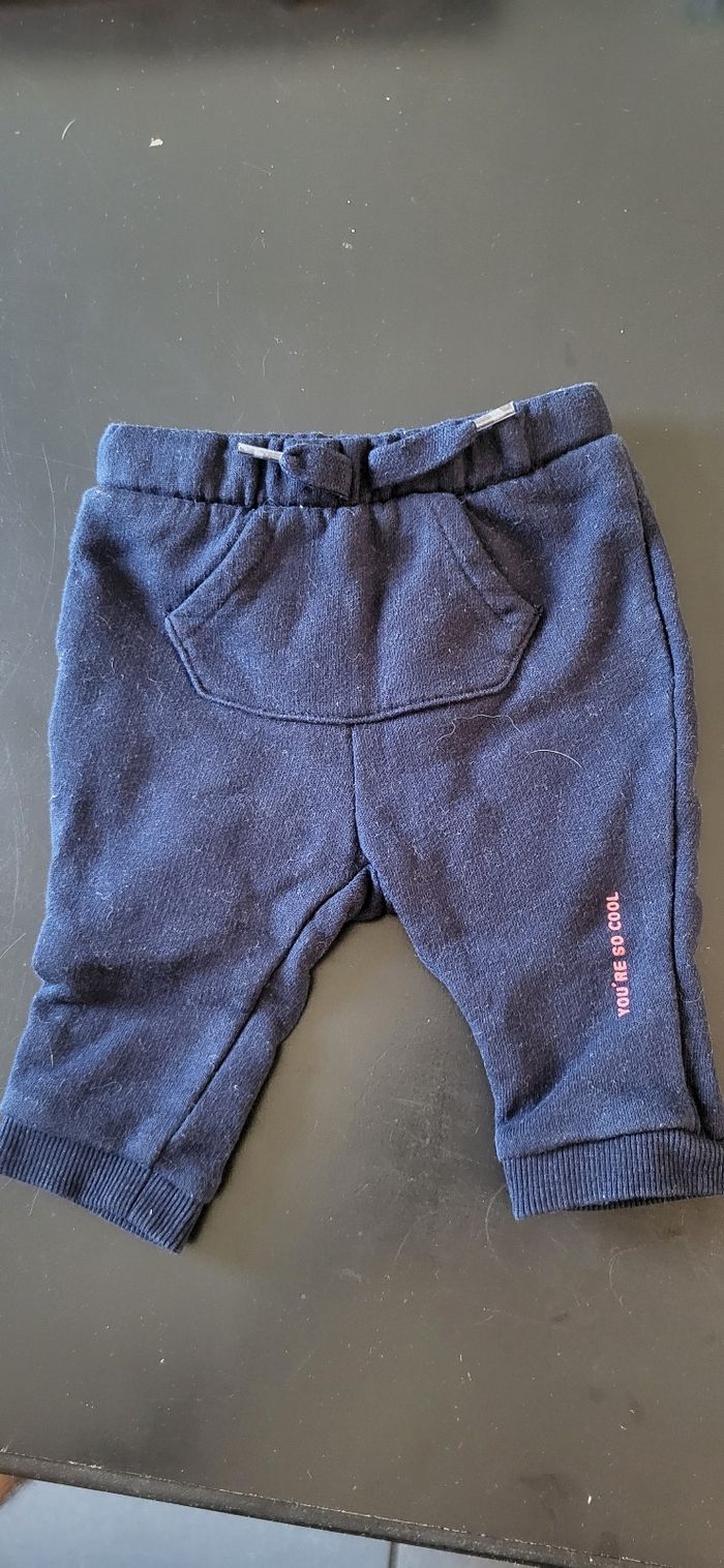 Pantalons - photo numéro 3