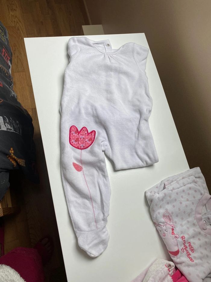 Lot de cinq pyjamas, une pièce - photo numéro 5