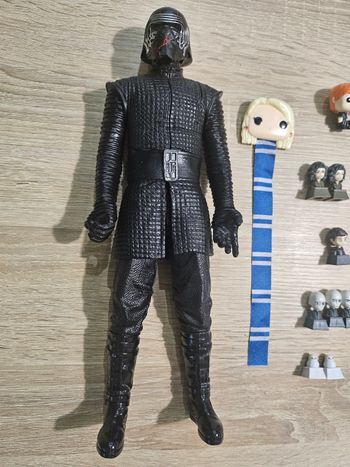 Figurine star wars 30 cm et goodies Harry Potter 