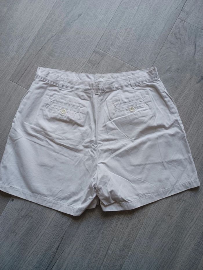 Short femme blanc - photo numéro 2