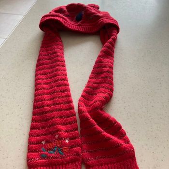 Joli bonnet écharpe