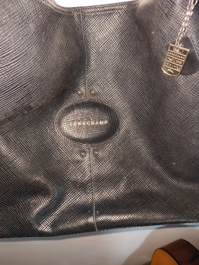 Sac épaule Longchamp en excellent état cuir noir - photo numéro 17