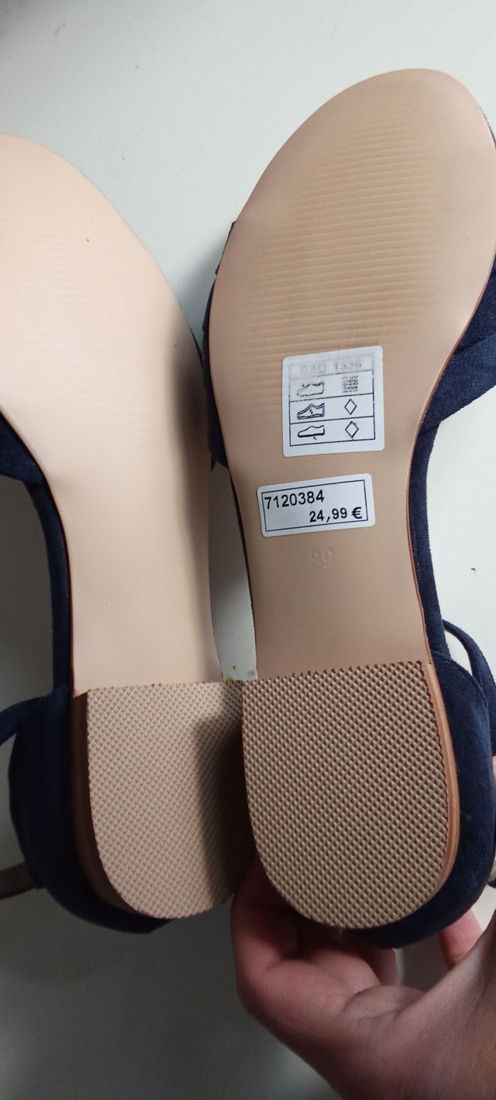 Chaussures femme petit talon fpc taille 39, mi saison été couleur marine - photo numéro 5