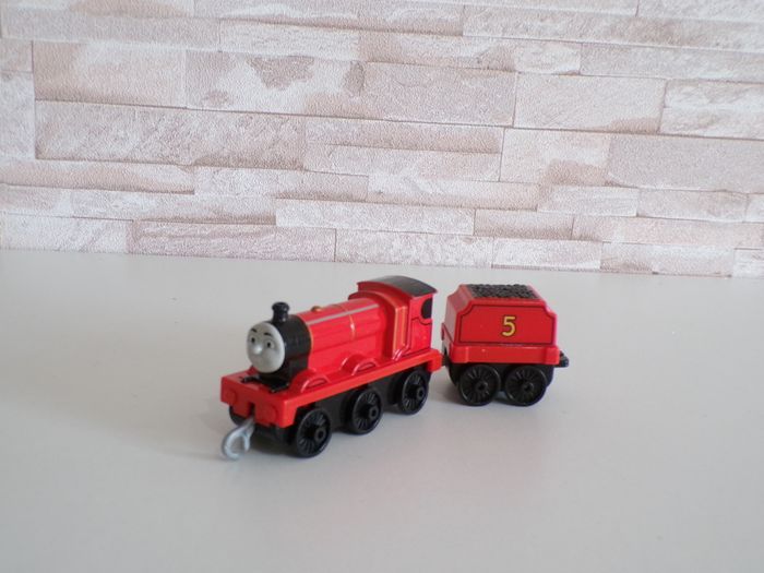 Locomotive - Train - Thomas et ses amis - James (J23)