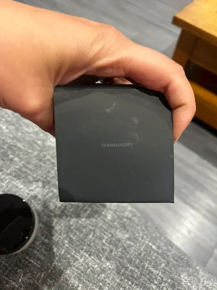 Poudre matifiante translucent loose setting powder Laura mercier - photo numéro 4