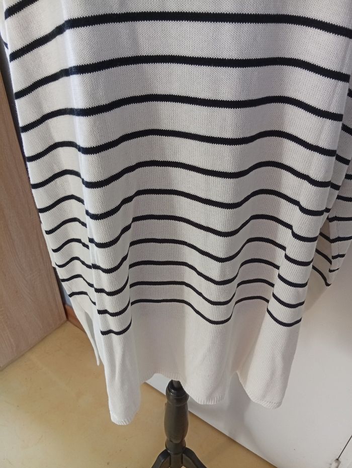 Jolie gilet indiqué M qui peut aller à un 50 59% coton et 41% rayon - photo numéro 6