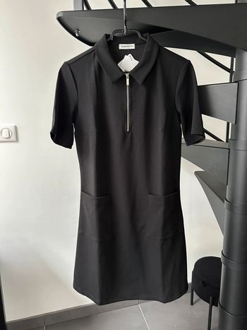 Robe neuve cache-cache