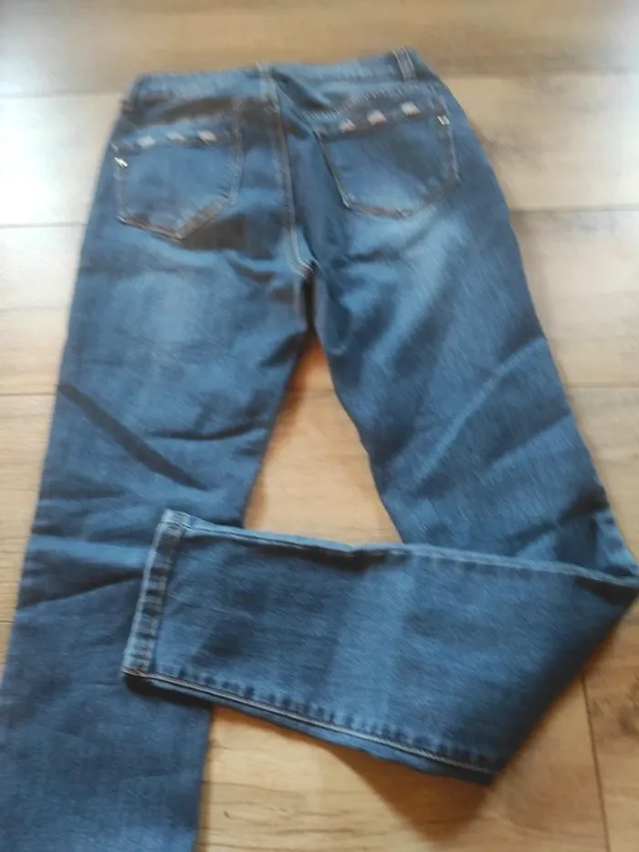 Jean taille 36 - photo numéro 4
