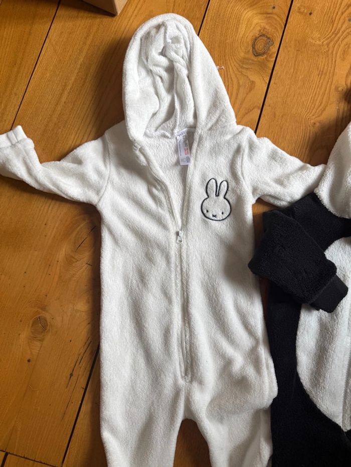 Sur pyjama en très bon état taille 12 mois - photo numéro 3
