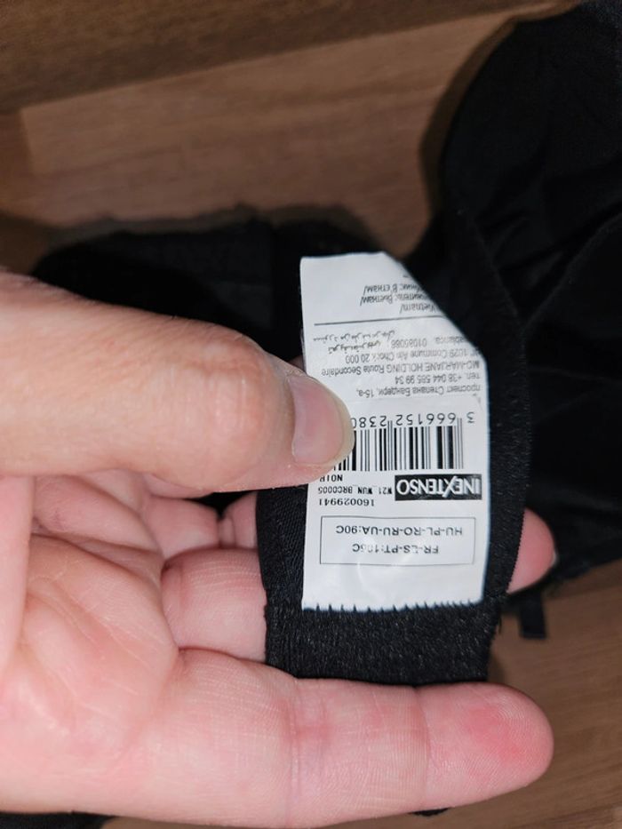 Lot 2 soutien gorge le jaune taille 100d et le noir 105c
