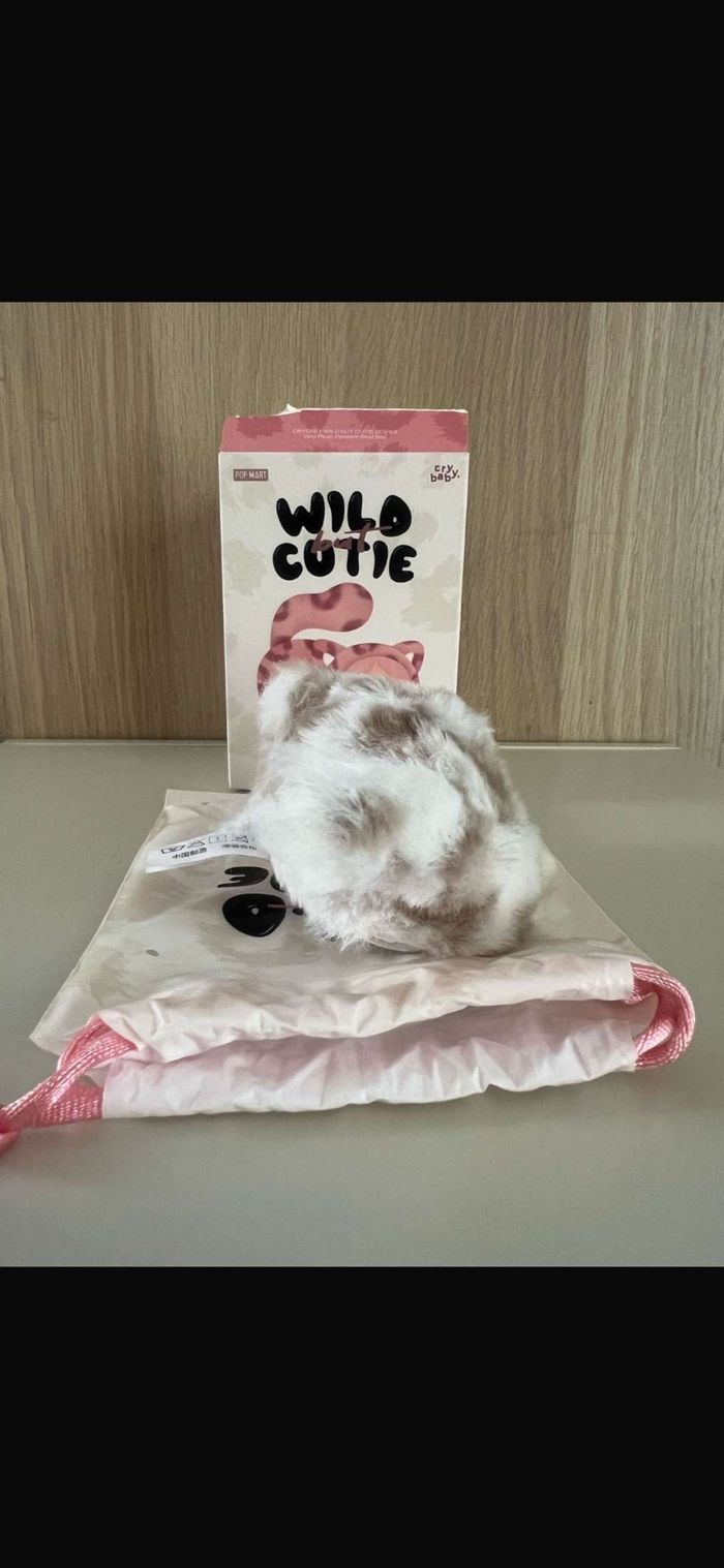 Crybaby vanilla cutie popmart - photo numéro 3