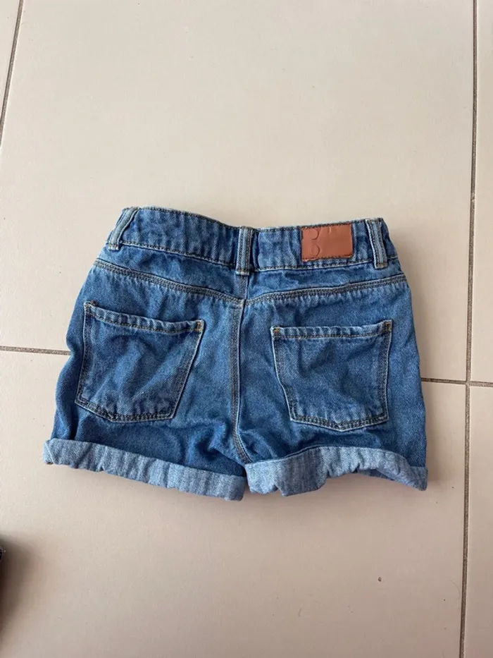 Short fille - photo numéro 3