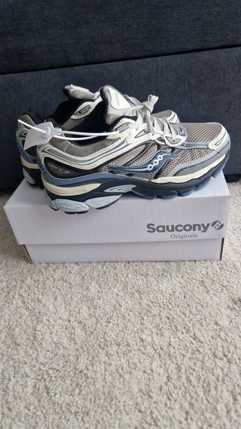 Saucony