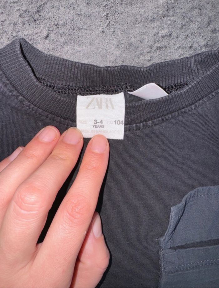 Tee shirt noir Zara - photo numéro 2