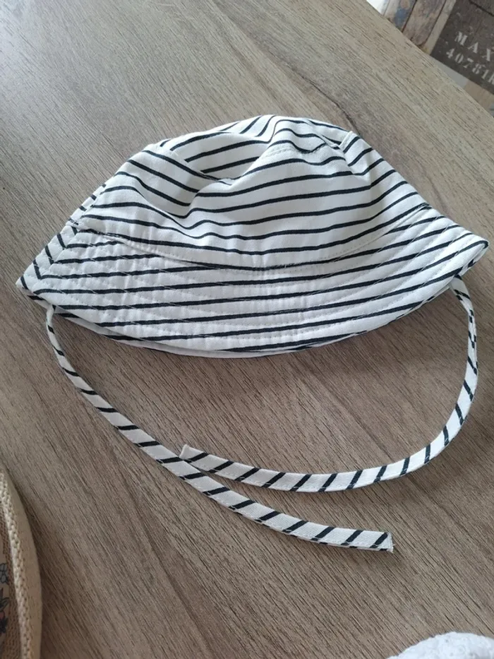 Lot de 4 chapeau, casquette, bob kiabi taille 43, 45 et 47 - photo numéro 4