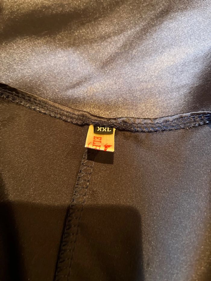 Haut  femme  satin bleu xxl  (42/44) - photo numéro 5