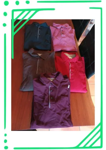 Lot 5 Polo à Olly Gan, taille L