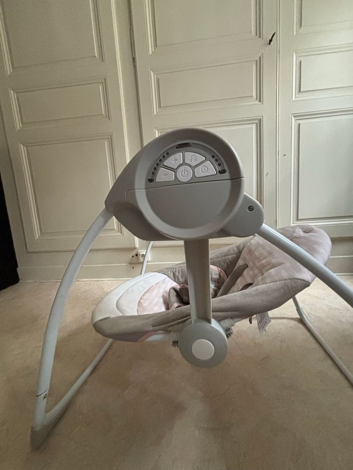 💞 Balancelle électrique bébé rose et grise – idéale dès la naissance 💞 - photo numéro 2