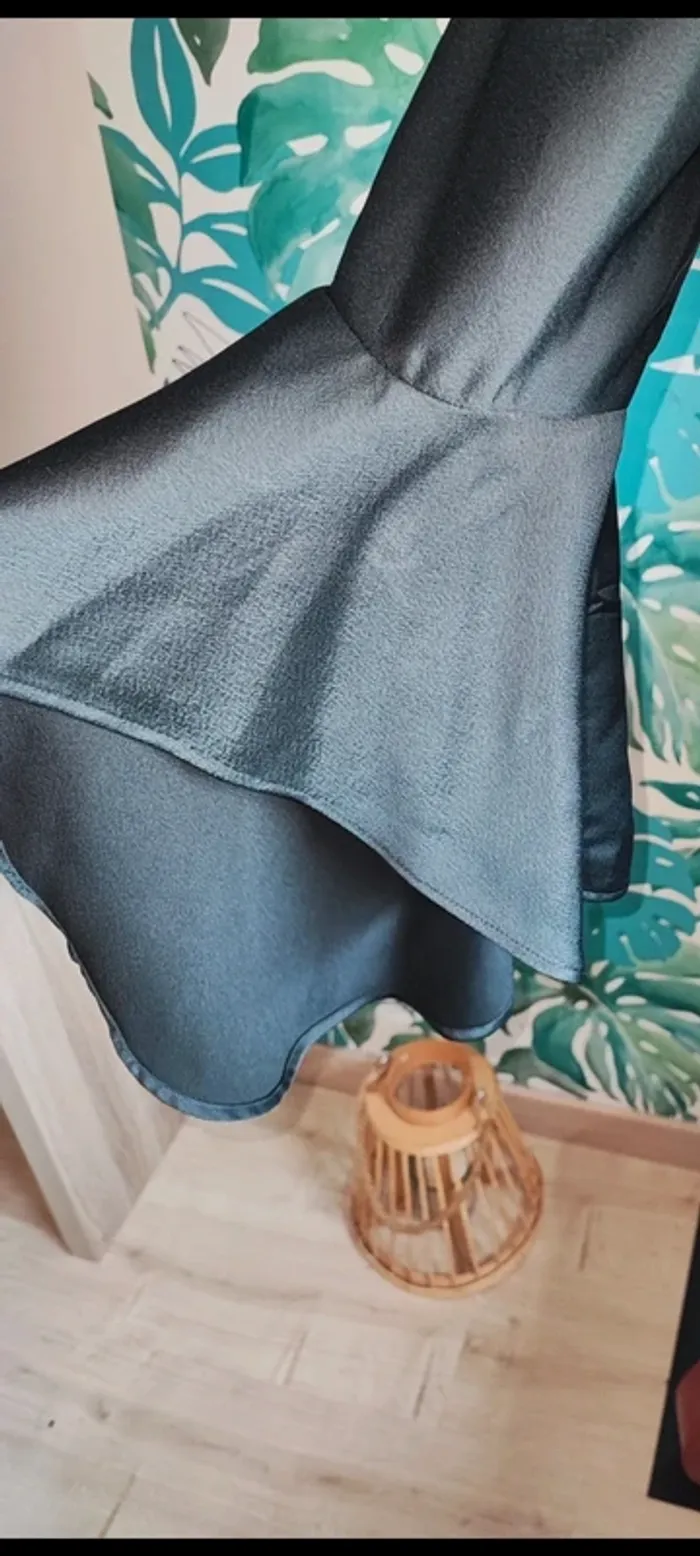 Blouse manches volants satinée taille 36 - photo numéro 2