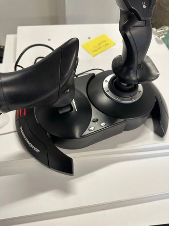 Thrustmaster t flght hotas x