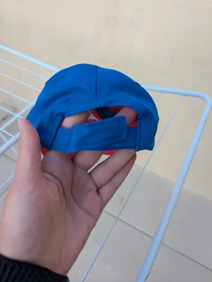 Casquette spiderman - photo numéro 2