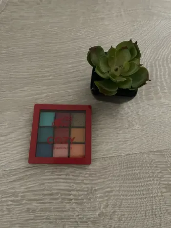 Palette yes love
