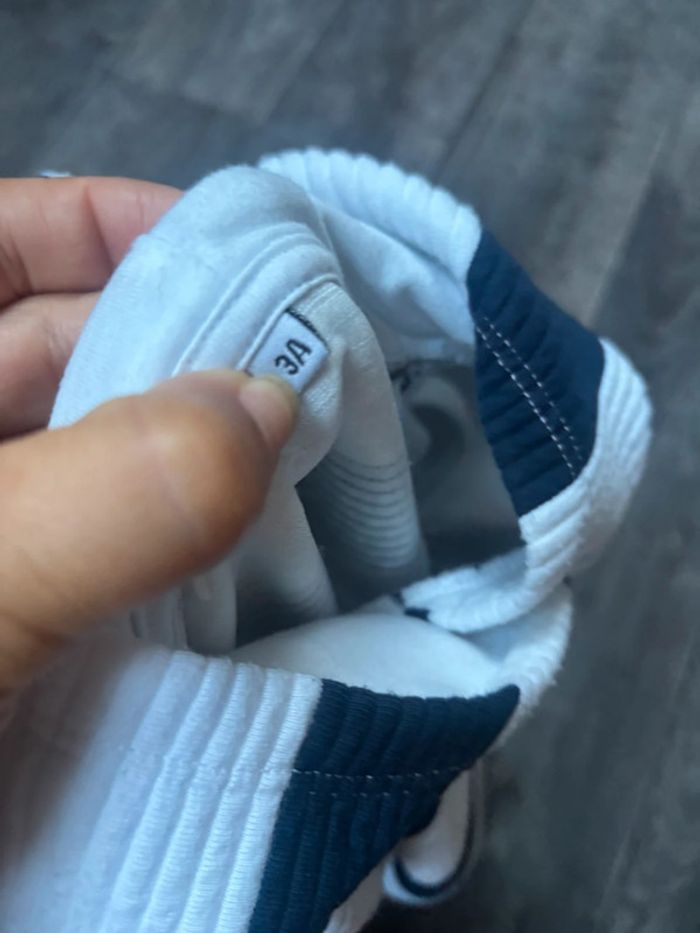 Pull à capuche bébé 3 ans - photo numéro 4
