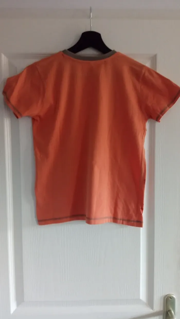 T-Shirt orange 10 ans - photo numéro 2