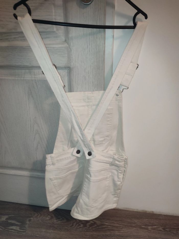 salopette short en jean blanche - photo numéro 2