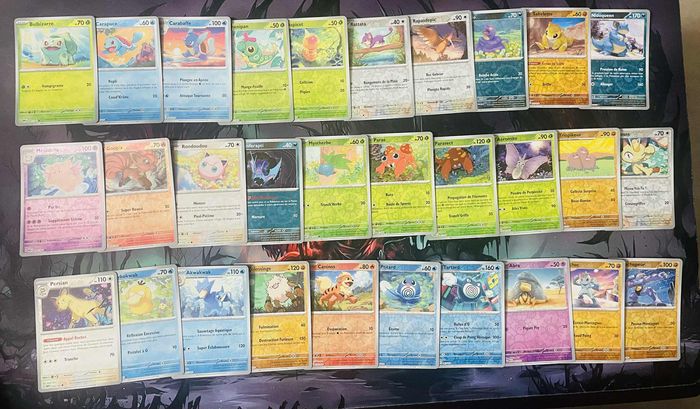 Lot Pokémon 151 – 55 reverses + 14 holo (69 cartes)