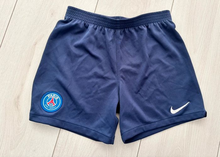 Short Nike