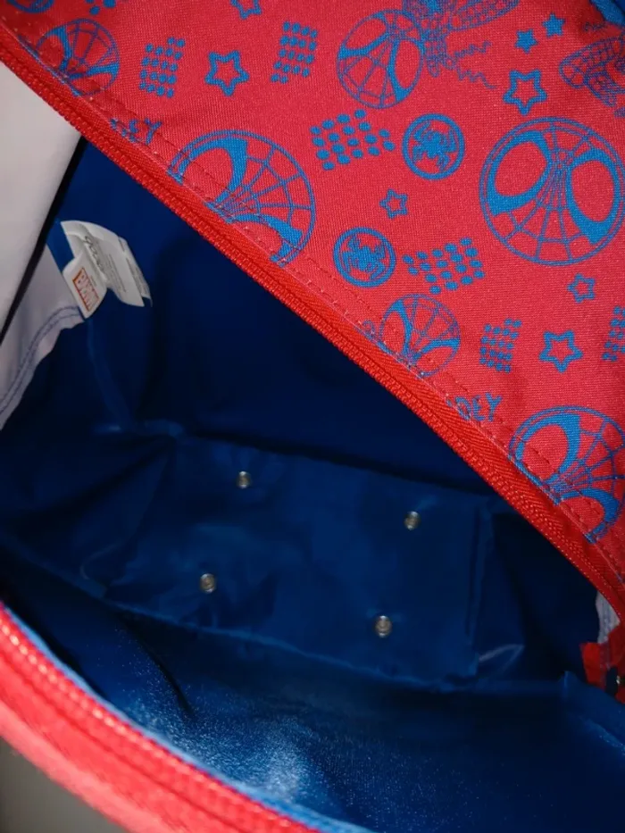 💙 Cartable à roulette Spidey. - photo numéro 5