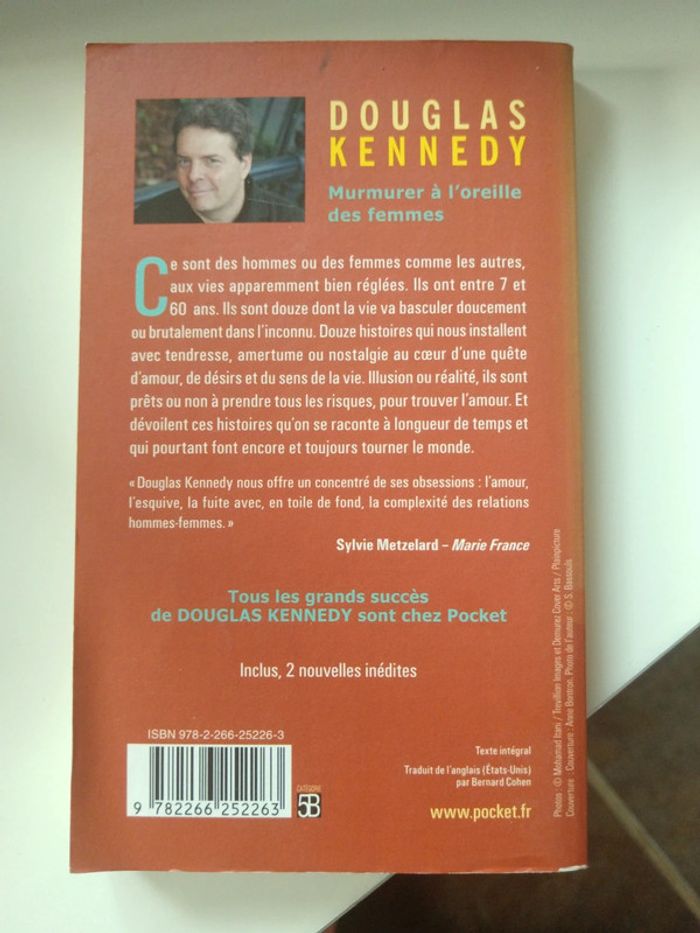 Livre murmurer à l'oreille des femmes de Douglas Kennedy - photo numéro 2
