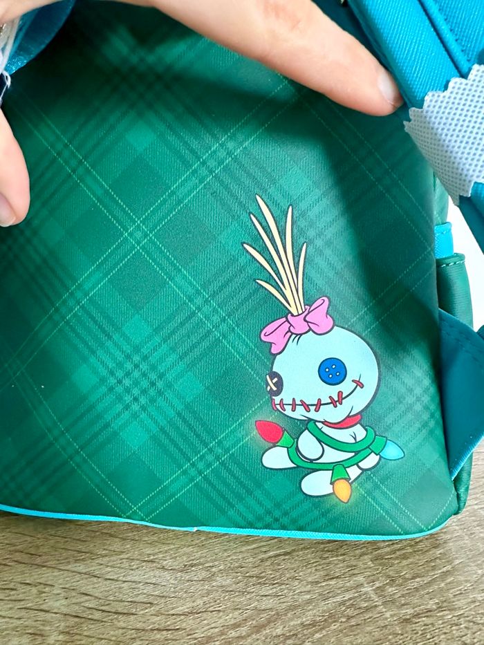 Sac Loungefly backpack Christmas Lights Stitch Light-up Disney - photo numéro 9