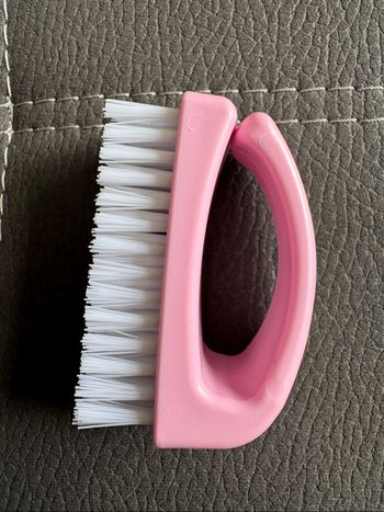 Brosse à ongles