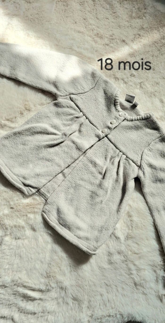 Gilet Z taille 18 mois