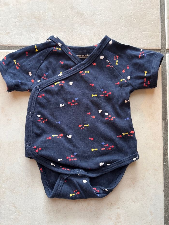 Lot de bodies - photo numéro 4