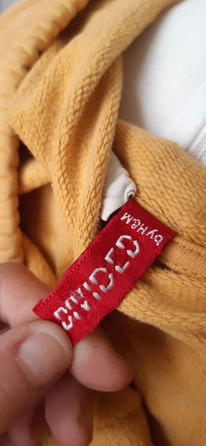 Pull moutarde - photo numéro 6